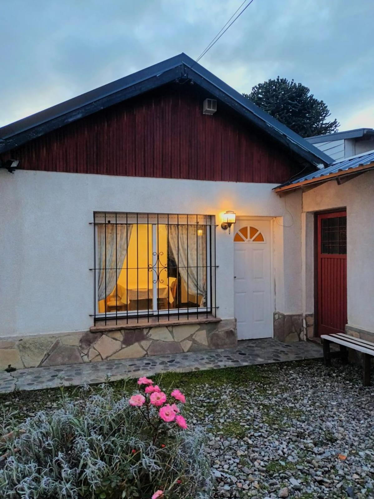 Willa Casa Centro Bariloche Zewnętrze zdjęcie